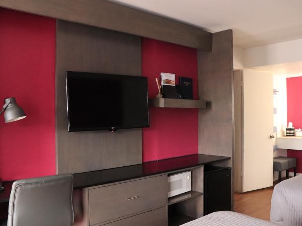 University Inn : photo 3 de la chambre chambre familiale