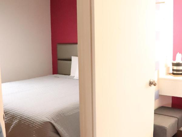 University Inn : photo 2 de la chambre chambre familiale