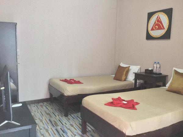 North Star Guest House : photo 5 de la chambre chambre double ou lits jumeaux standard avec climatisation