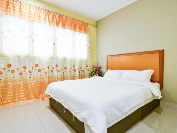 Hotel Raja Bot : photo 4 de la chambre chambre double de luxe 