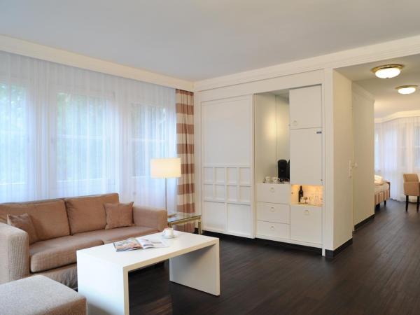 relexa Waldhotel Schatten Stuttgart : photo 7 de la chambre suite junior