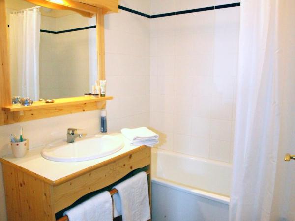 Résidence Néméa Les Chalets Des Cîmes : photo 3 de la chambre appartement supérieur 2 chambres