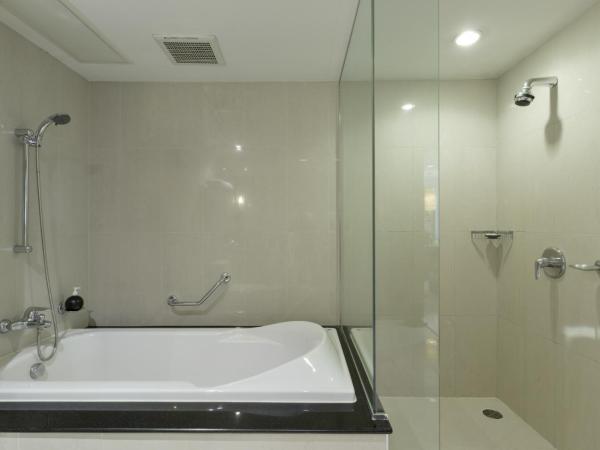 Centre Point Sukhumvit Thong-Lo : photo 1 de la chambre one bedroom executive suite (4 persons)