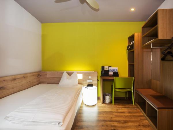 Basic Hotel Innsbruck : photo 10 de la chambre chambre simple