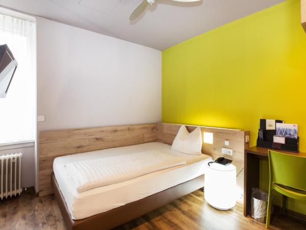 Basic Hotel Innsbruck : photo 9 de la chambre chambre simple