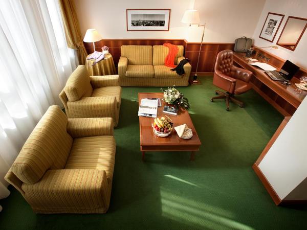 Hotel Cavour : photo 3 de la chambre suite classique