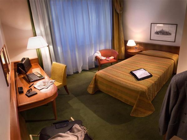 Hotel Cavour : photo 3 de la chambre chambre simple classique