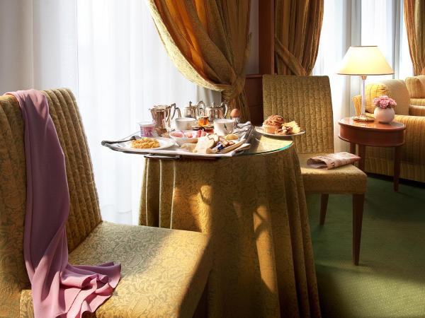 Hotel Cavour : photo 4 de la chambre suite classique