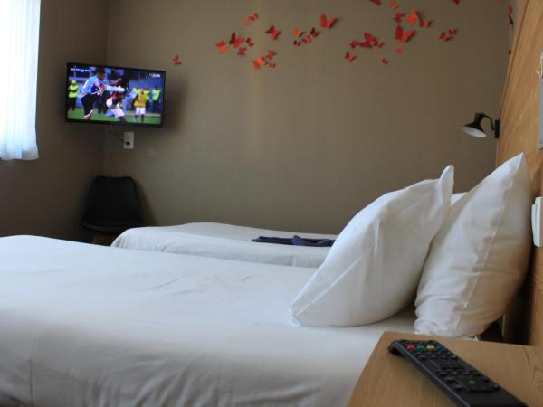 Mon Hotel à Gap : photo 4 de la chambre chambre lits jumeaux supérieure