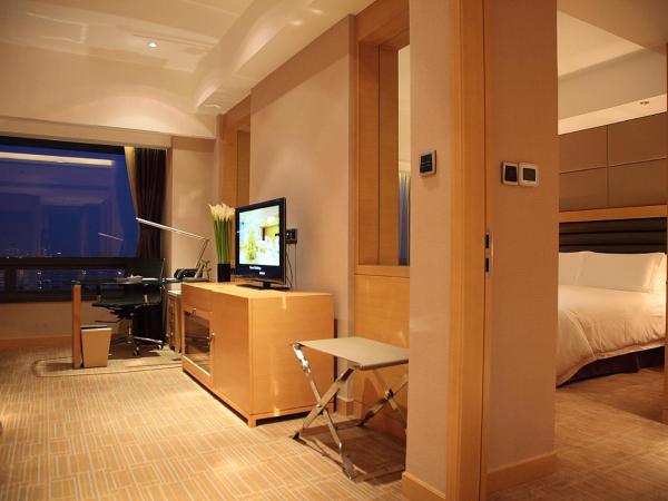 Shanghai Hongqiao Airport Hotel - Air China : photo 2 de la chambre suite deluxe