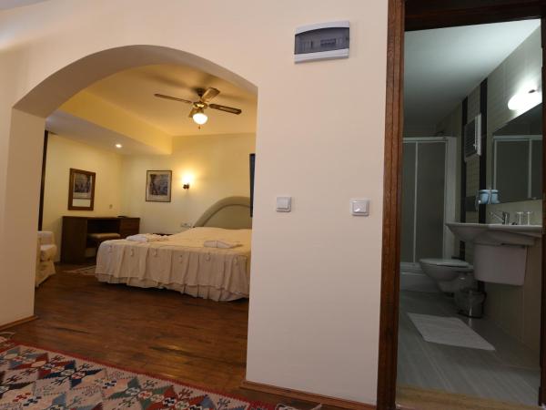 Villa Konak Hotel : photo 4 de la chambre chambre triple supérieure