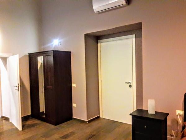 B&B PETER PAN : photo 1 de la chambre suite lit king-size avec balcon