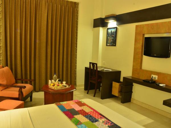 Hotel H R Palace : photo 8 de la chambre chambre double ou lits jumeaux supérieure