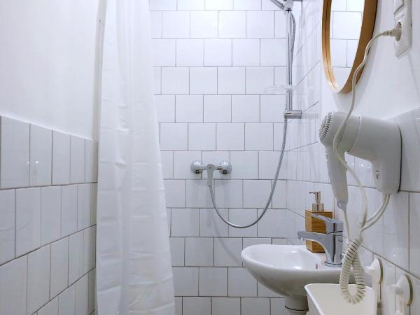 Chesscom Guesthouse : photo 5 de la chambre petite chambre simple