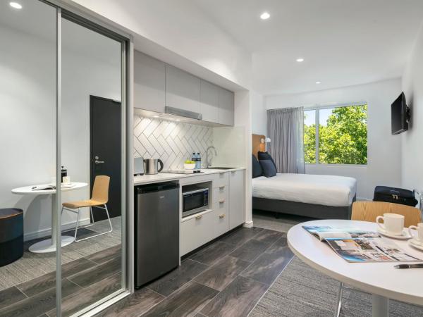Quest Canberra City Walk : photo 1 de la chambre studio