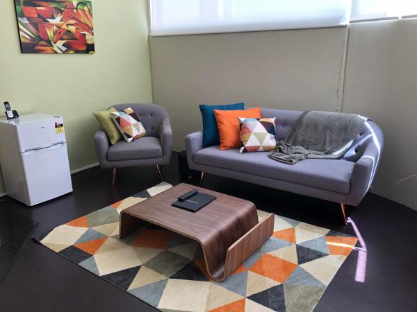 Ciloms Airport Lodge : photo 3 de la chambre appartement 1 chambre