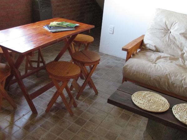 Hostel Aves del Lago : photo 6 de la chambre appartement - vue sur jardin