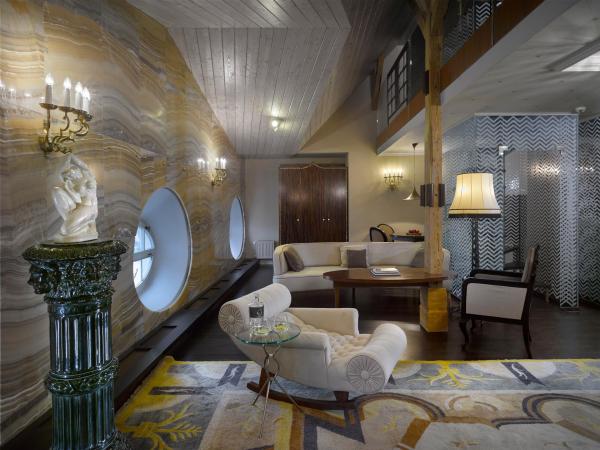 Grandezza Hotel Luxury Palace : photo 4 de la chambre suite - tour onyx 