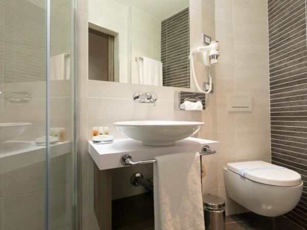 Hotel Mentana, by R Collection Hotels : photo 3 de la chambre chambre deluxe double ou lits jumeaux