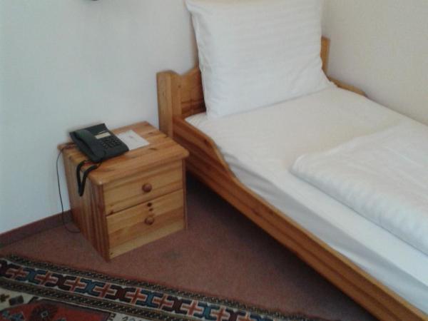 Pension Walzerstadt : photo 2 de la chambre chambre simple