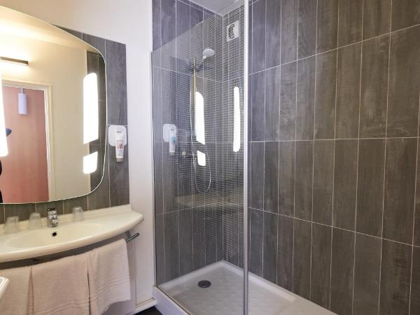 ibis Cholet : photo 4 de la chambre chambre double standard