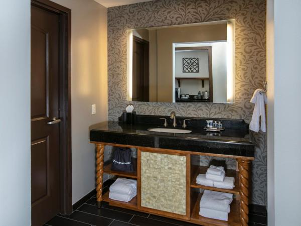 Wyndham Grand Orlando Resort Bonnet Creek : photo 1 de la chambre chambre familiale avec lits superposés et lit king-size - non-fumeurs