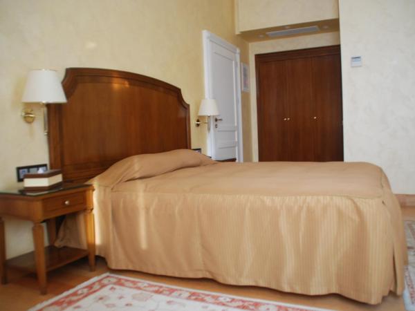 Siora Vittoria Boutique Hotel : photo 2 de la chambre suite junior