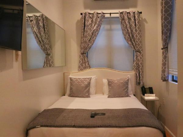 Chelsea Inn : photo 3 de la chambre  chambre double standard avec salle de bains privative