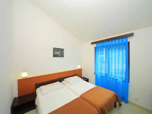 Apartments Kanegra Plava Laguna : photo 8 de la chambre appartement classique (2 + 2)