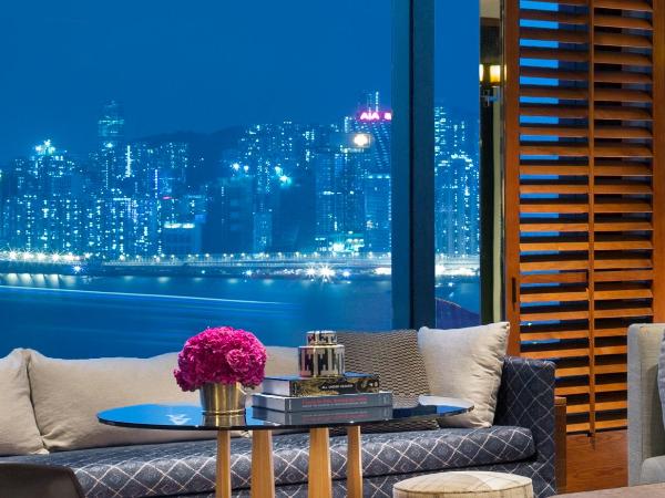 Rosewood Hong Kong : photo 2 de la chambre suite de luxe avec vue sur le port

