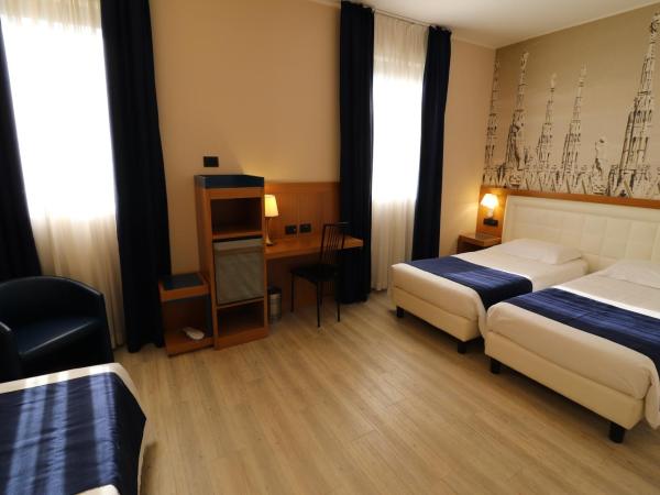 Hotel Domenichino : photo 7 de la chambre chambre triple supérieure
