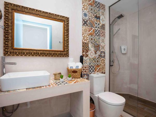 Enorme Serenity Spritz - Adults Only : photo 3 de la chambre chambre double standard