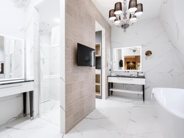 Grand Park Hotel : photo 7 de la chambre appartement royal