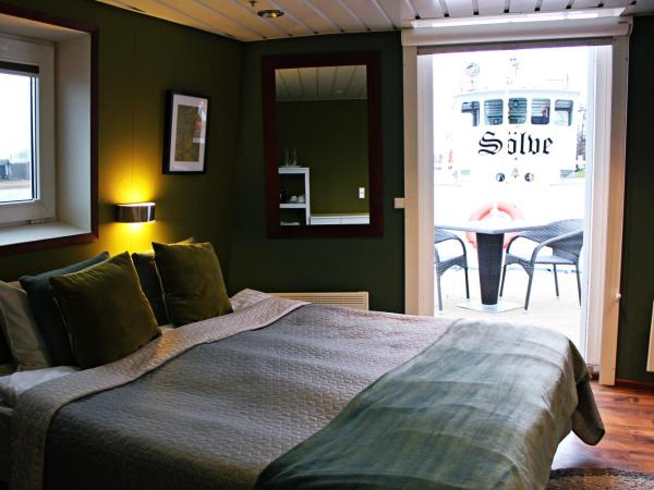 Hotellilaiva Wuoksi : photo 2 de la chambre suite with terrace - no pets