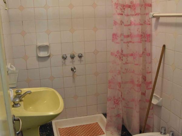 Residencial El Hogar : photo 1 de la chambre lit simple dans dortoir mixte