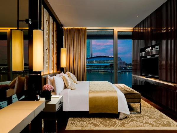 The Fullerton Bay Hotel Singapore : photo 2 de la chambre suite à thème