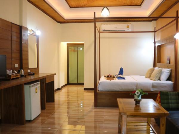 Rasa sayang Resort - SHA Certificate : photo 5 de la chambre villa de luxe - vue sur jardin