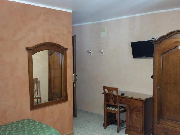Hotel Cortese : photo 5 de la chambre chambre double ou lits jumeaux avec salle de bains privative