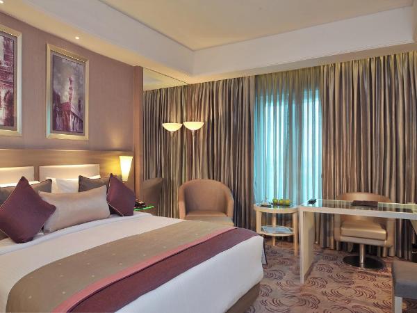 Radisson Hyderabad Hitec City : photo 6 de la chambre business class room with 10% discount on food and soft beverages