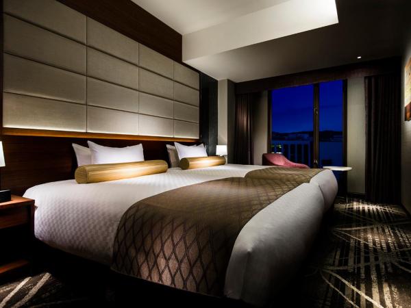 RIHGA Royal Hotel Kyoto : photo 1 de la chambre suite lits jumeaux avec accès à la piscine et à la salle de sport - etage standard - non-fumeurs