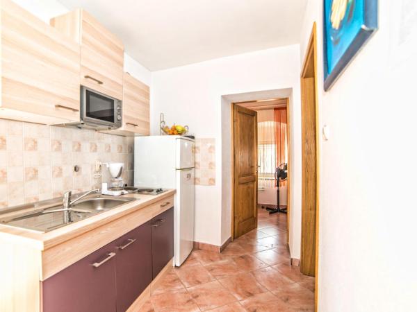 Apartments Salčinović : photo 7 de la chambre appartement