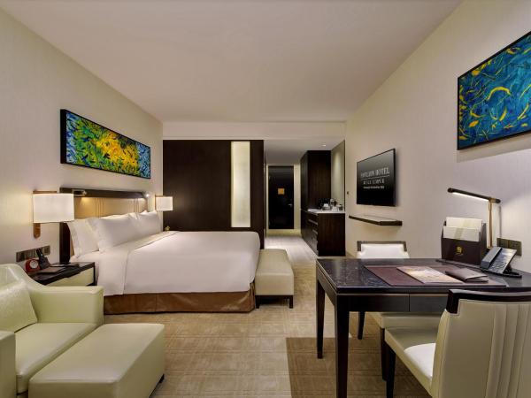 Pavilion Hotel Kuala Lumpur Managed by Banyan Tree : photo 1 de la chambre hébergement lit king-size - grand oasis