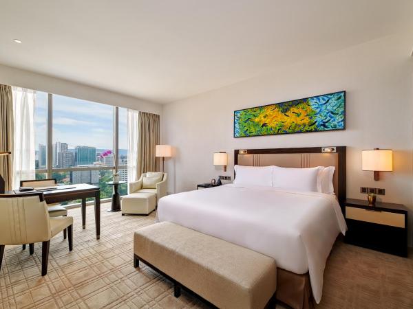 Pavilion Hotel Kuala Lumpur Managed by Banyan Tree : photo 1 de la chambre hébergement lit king-size - club grand oasis