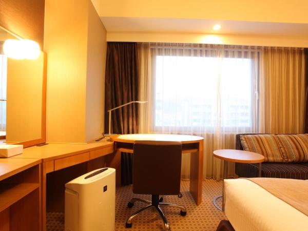 Hotel Metropolitan Nagano : photo 2 de la chambre chambre lit king-size deluxe - fumeurs