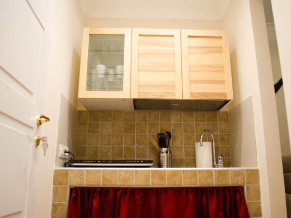 B&B Sosta Flegrea : photo 2 de la chambre studio (4 adultes)