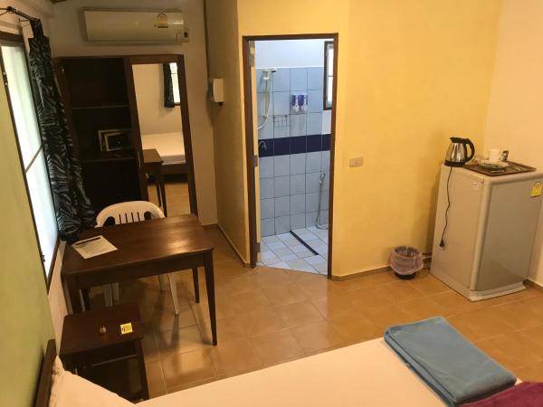 Lake View Bungalows : photo 4 de la chambre petit bungalow double