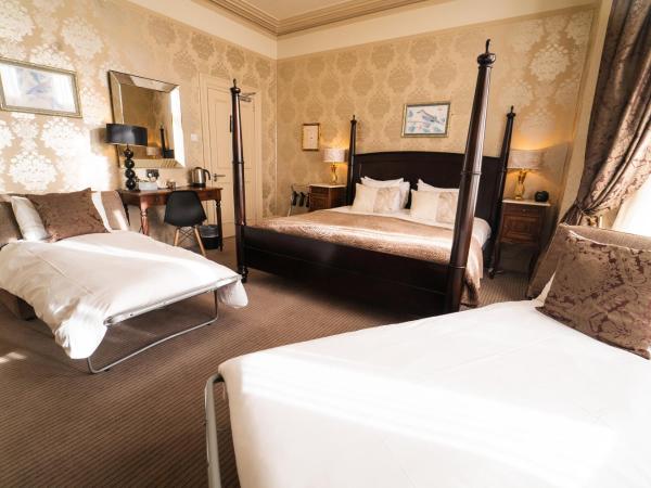 Brooks Guesthouse : photo 4 de la chambre grande chambre lit king-size ou familiale avec lit à baldaquin