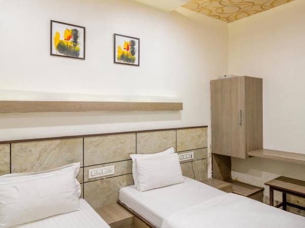 Hotel City Inn : photo 8 de la chambre chambre double ou lits jumeaux standard