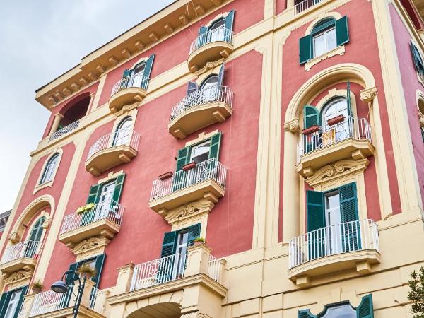 Suite Klimt P.zza Amedeo : photo 4 de la chambre suite junior - vue sur mer