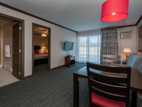 Hotel & Suites Monte-Cristo : photo 2 de la chambre suite lit king-size